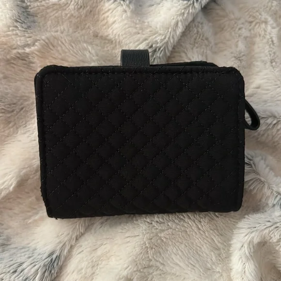 NWOT- Vera Bradley RFID wallet - Picture 6 of 7